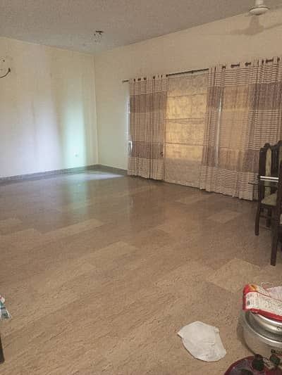 2 Kanal Upper Portion For Rent