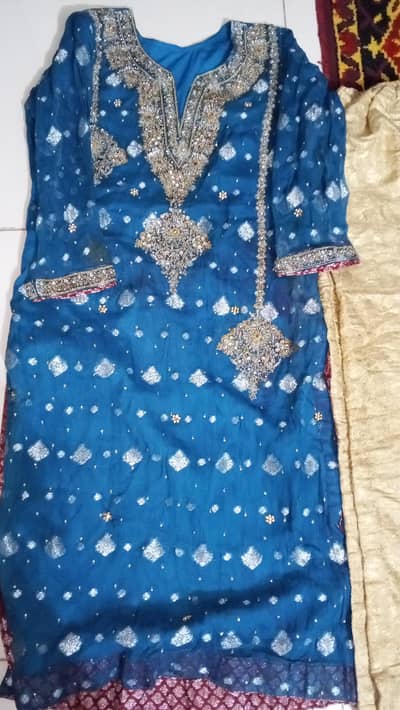 2 piece stitch suit.