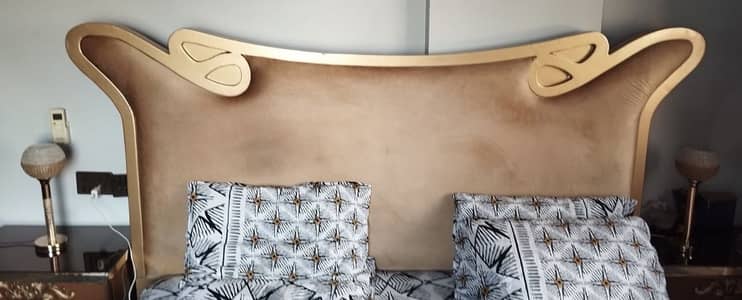 Bed set full furniture without mattress.