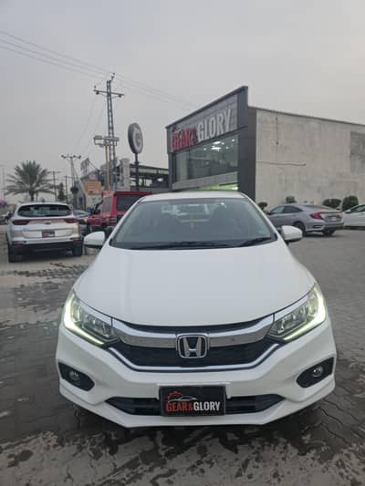 Honda City 1.5 Aspire Full Option