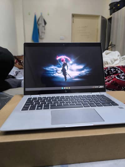 HP ELITEBOOK 1030 G4 i7 8gen touch