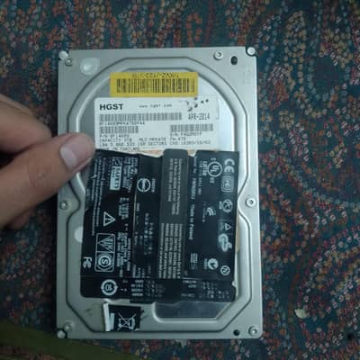 3 tb Hitachi Hard Disk Drive (HDD)