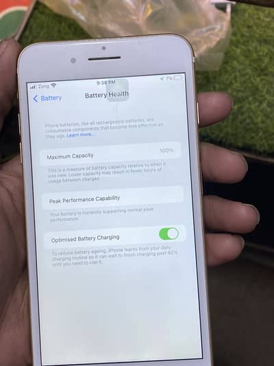 iPhone 7 Plus Golden colour 256GB pat approved only battery change