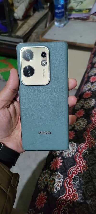 Infinix zero 30