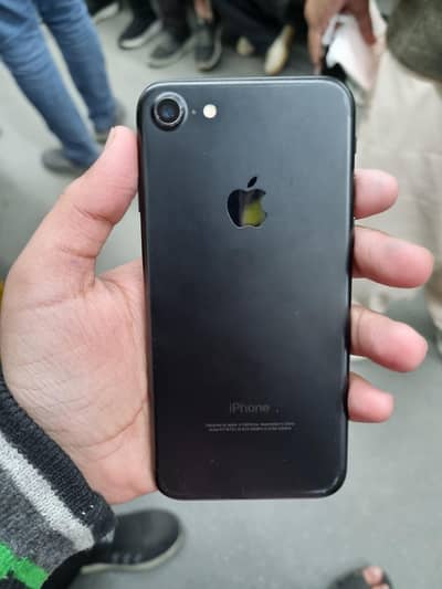 on nahi hai front break charging ic issue sim try nai hai 128gb pta ha