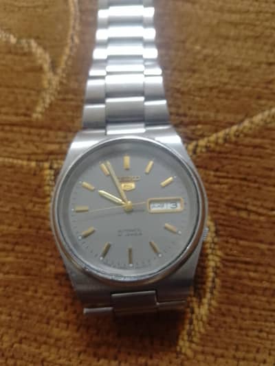 perfect watch to show you your luxury time