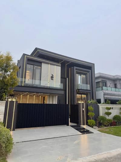 1 Kanal Beautifully Designed Modern House for Sale in DHA Phase 7