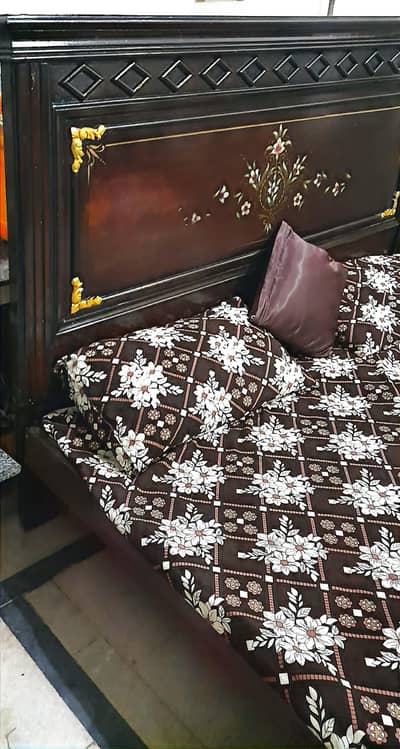 Double Bed/ Wooden bed/ King Bed