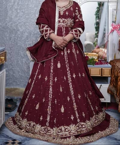 Ladies Formal | Wedding dress | Fancy dress for sale