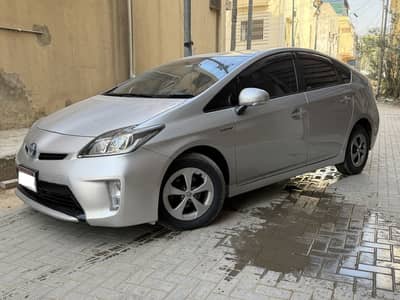 Toyota prius 2014 model