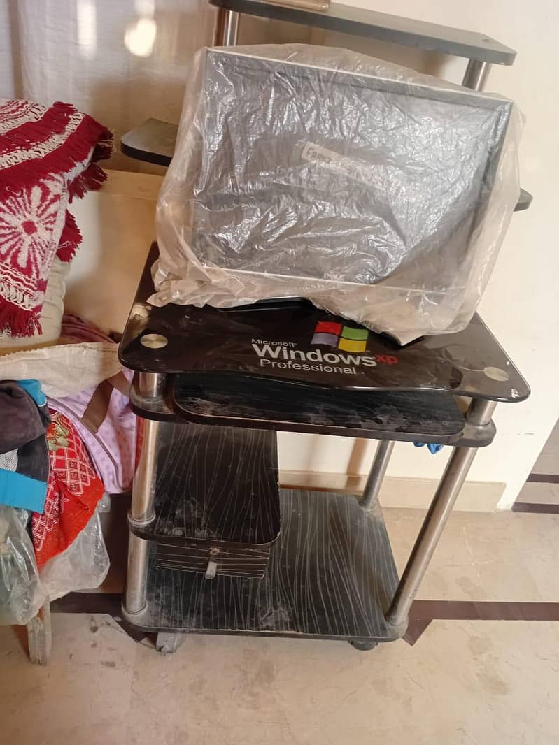 computer laptop table 0