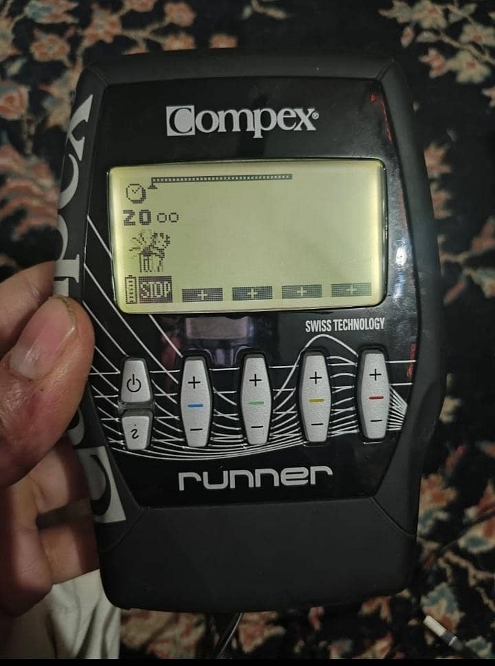 compex runner tens machine 0