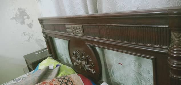 Bed set with wordrobe, side tables wardrobe and maress