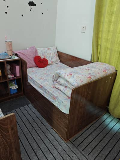 2 x kids beds for sale.