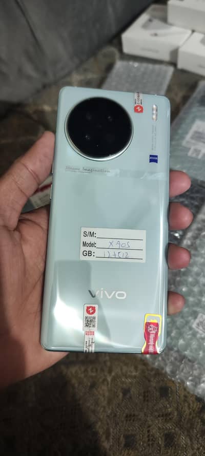 Vivo x90s 12+12/512gb PUBG 120FPS (6000 PTA OFFICAL APPROVED TAX)