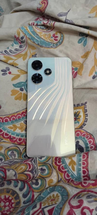 infinix Hot 30 play