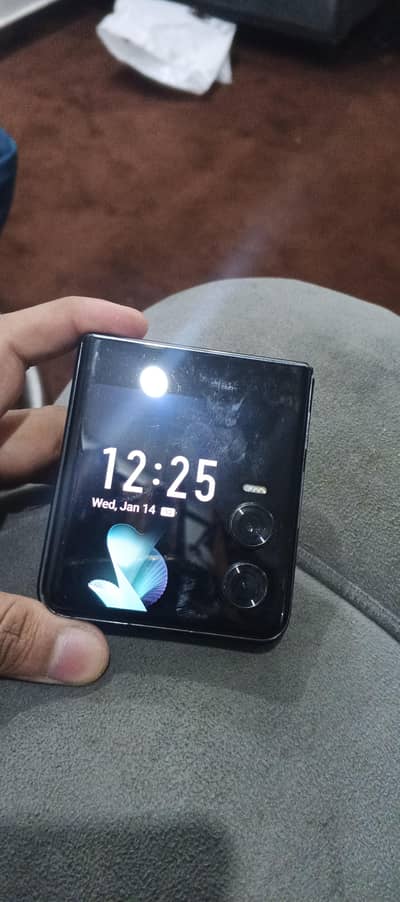 Infinix Zero Flip Screen Broken