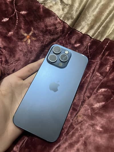 I phone 15 pro max 1TB