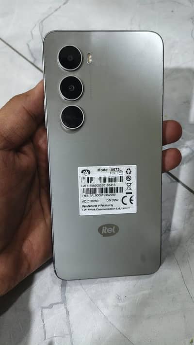 itel A100 4gb 128gb