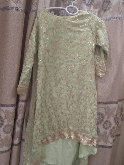 only 1 time use small  size and tail frok