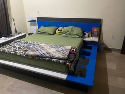 king size bed without mattress