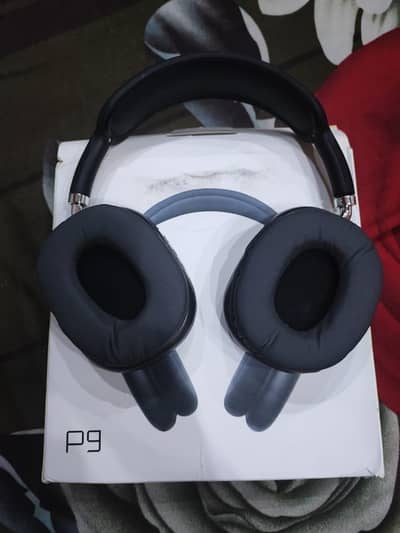 P9 Wireless Bluetooth Headphones