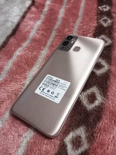 Infinite hot 12 play 4/64 GB