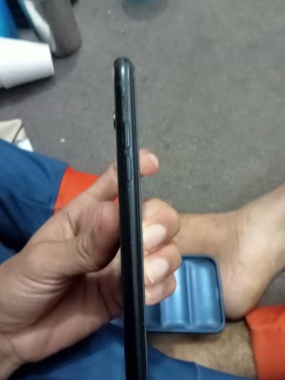 My mobile Night not dabba pack No charger No dabba Just mobile