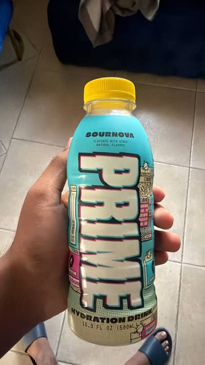PRIME Hydration Sour Nova.