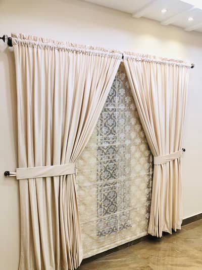 MHS CURTAINS INTERIOR