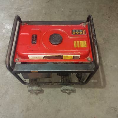 I'm selling my Yamaha Gernetor SN4000E in a good condition