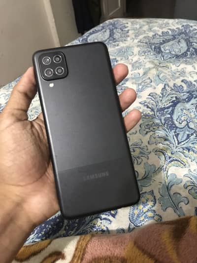 Samsung A12