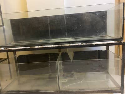 Aquarium Rack with Three Tanks