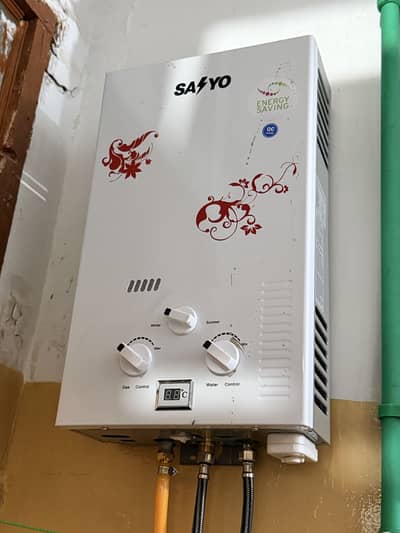 New only 1 month used