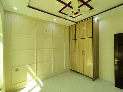 3 Marla Lower Portion Available For Rent