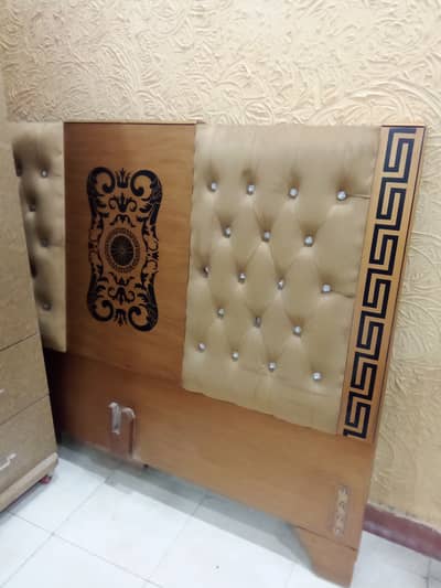 Bed Set with two side tables