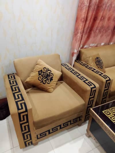 Sofa set with Center Table