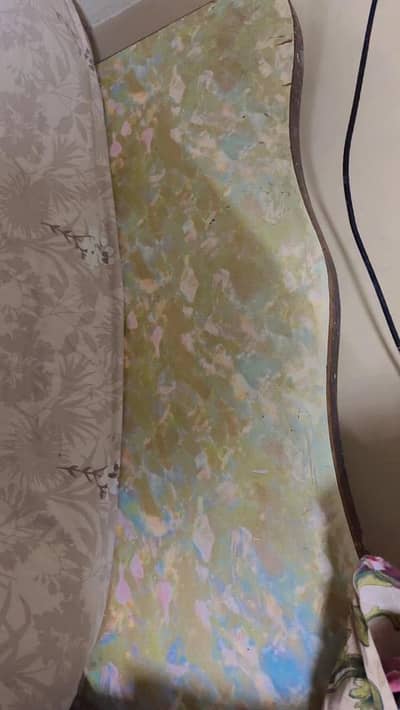 Single bed no matrees