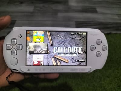 PSP Street E1000  Latest Model Jailbreak 12 Games Excellent Condition
