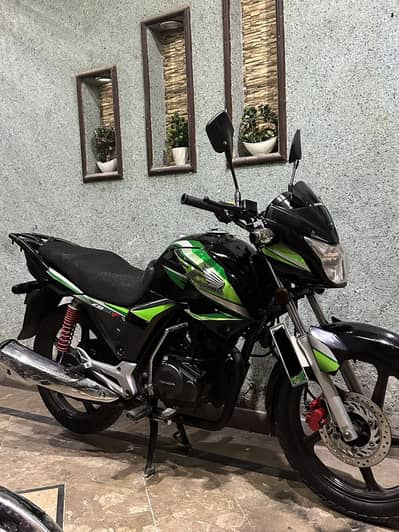 Honda 150F Black Colour