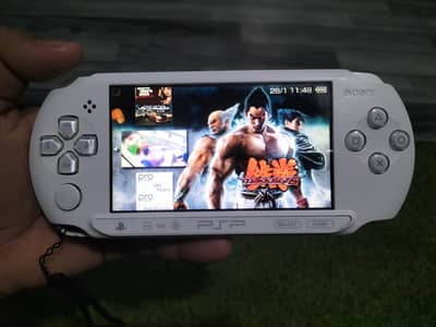 PSP Street E1000  Latest Model Jailbreak 12 Games Excellent Condition