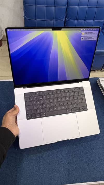 MacBook (M1 Pro) 16-inch 2021 Model (32/512gb/16 Core GPU)