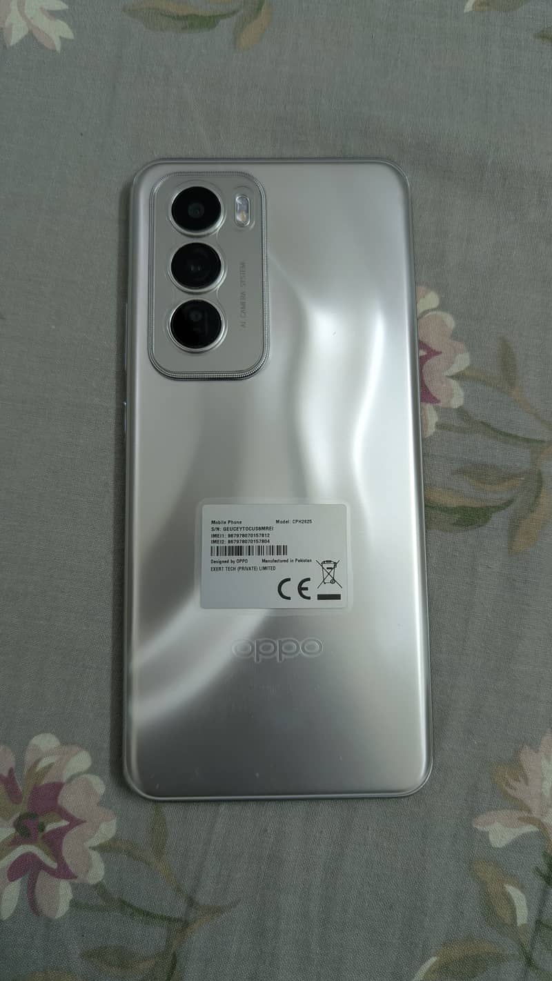 OPPO Reno 12 5g 12gb/512gb Silver - Mobile Phones - 1110351602