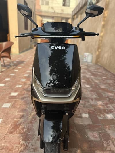 Evee Scooty Genz model.  70to80km range in one charge