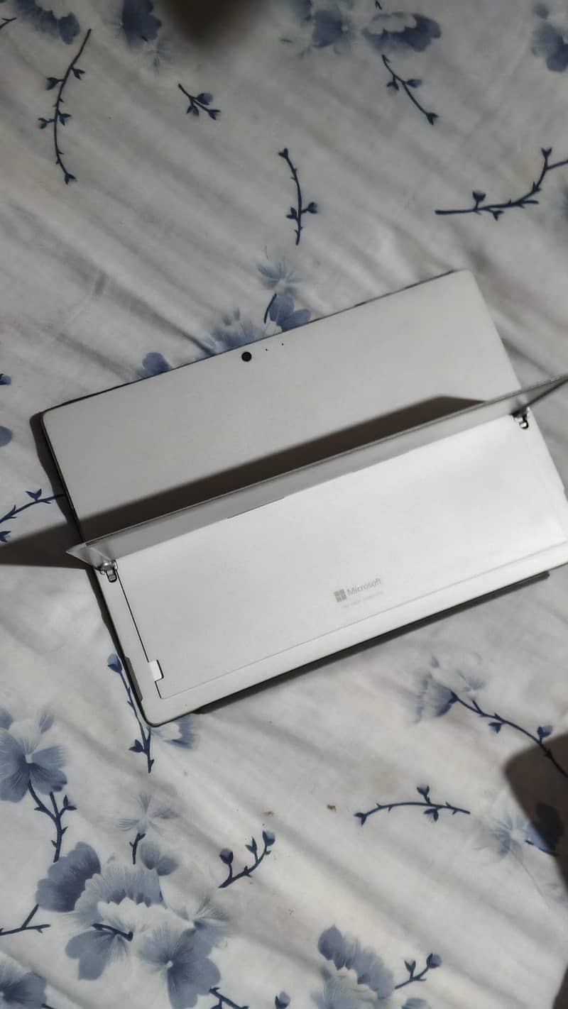 MICROSOFT SURFACE PRO 5 1