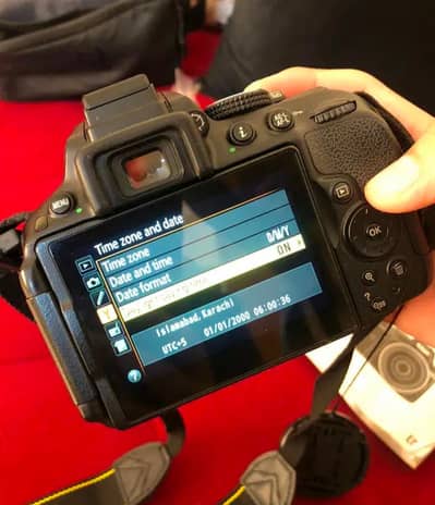 Nikon D5300 camera sirf WhatsApp 03010387314