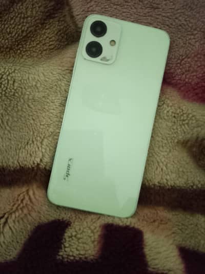 One hand used condition 10/10 with charger