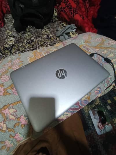 Hp corei5 7th gen laptop