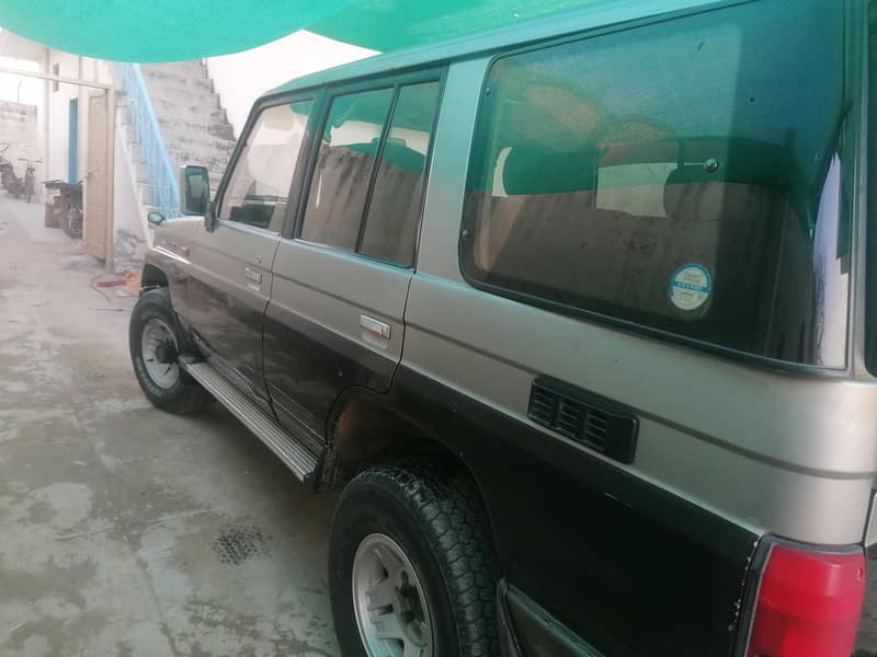 برائے فروخت لینڈ کروزر 1992 ماڈل 6