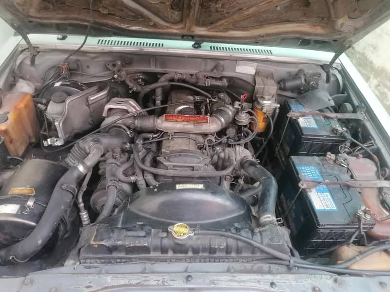 برائے فروخت لینڈ کروزر 1992 ماڈل 10